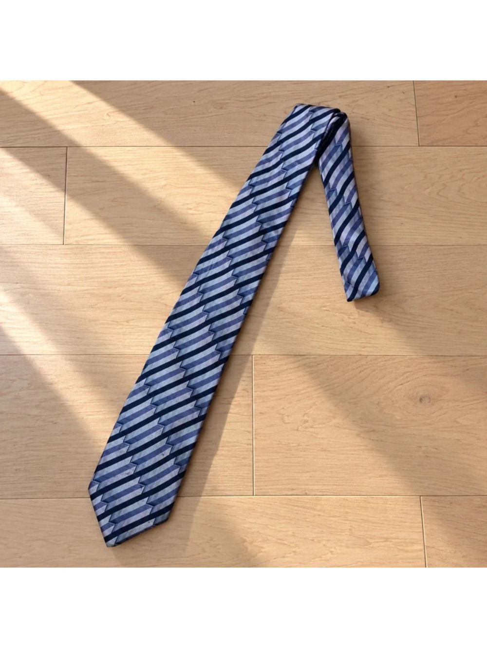 Bergamo New York 100% Silk Tie Blue Purple Silver Striped Geometric Necktie